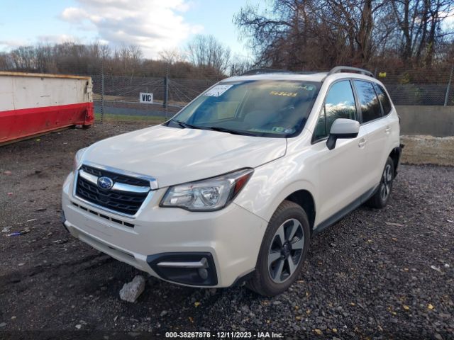 Photo 1 VIN: JF2SJAGC4JH563603 - SUBARU FORESTER 