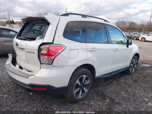 Photo 3 VIN: JF2SJAGC4JH563603 - SUBARU FORESTER 