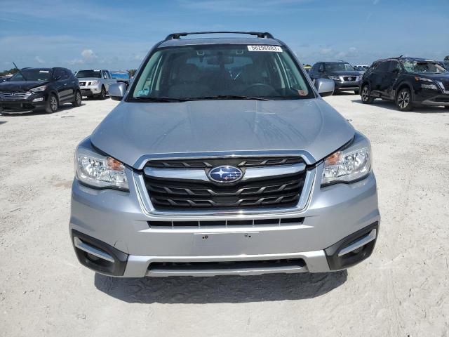 Photo 4 VIN: JF2SJAGC4JH570552 - SUBARU FORESTER 2 