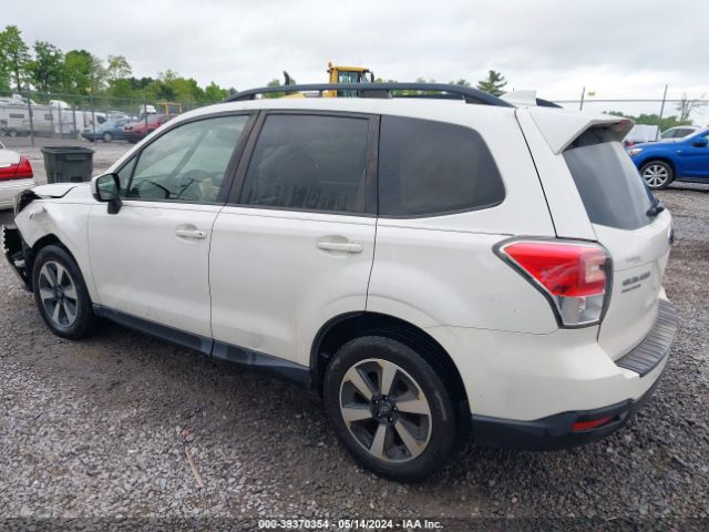 Photo 2 VIN: JF2SJAGC5HH569095 - SUBARU FORESTER 