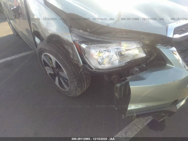 Photo 5 VIN: JF2SJAGC5JH481427 - SUBARU FORESTER 