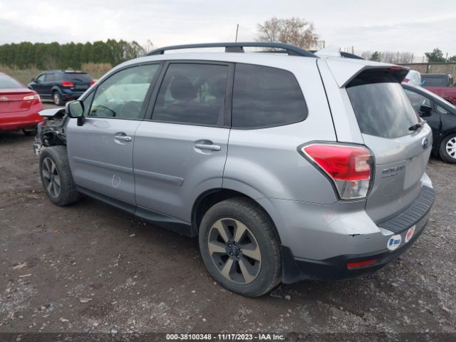 Photo 2 VIN: JF2SJAGC5JH532490 - SUBARU FORESTER 