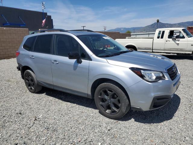 Photo 3 VIN: JF2SJAGC5JH561181 - SUBARU FORESTER 