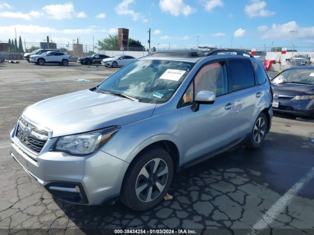 Photo 1 VIN: JF2SJAGC7JH482983 - SUBARU FORESTER 