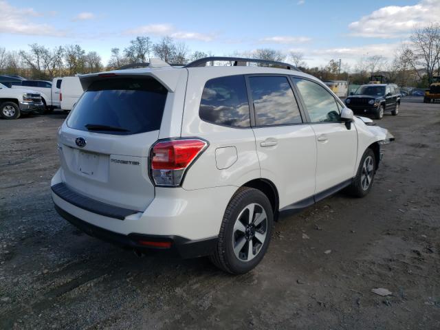 Photo 3 VIN: JF2SJAGC7JH493966 - SUBARU FORESTER 