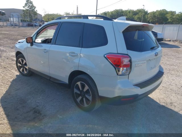 Photo 2 VIN: JF2SJAGC7JH507512 - SUBARU FORESTER 