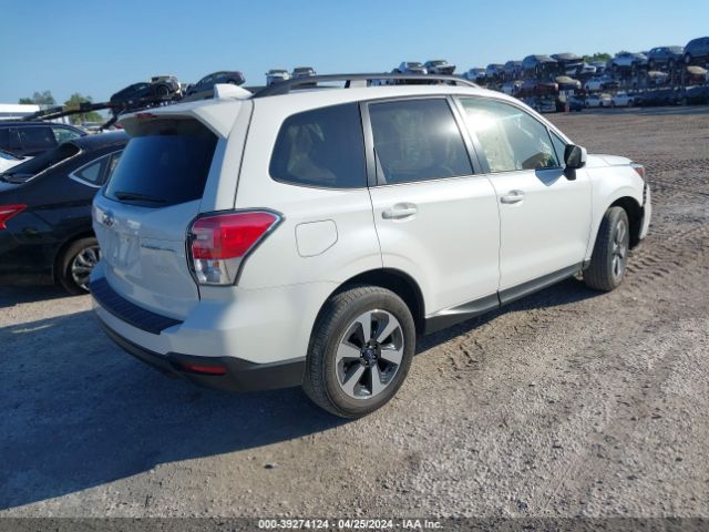 Photo 3 VIN: JF2SJAGC7JH507512 - SUBARU FORESTER 