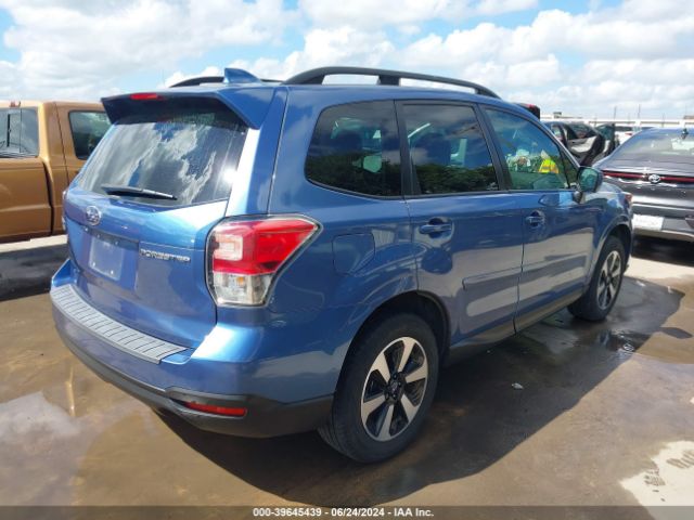 Photo 3 VIN: JF2SJAGC8JH482782 - SUBARU FORESTER 