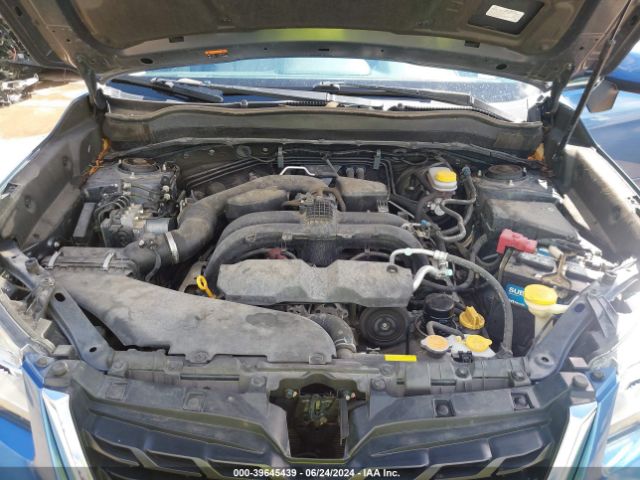 Photo 9 VIN: JF2SJAGC8JH482782 - SUBARU FORESTER 