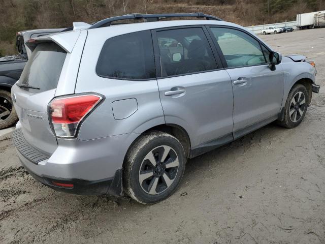 Photo 2 VIN: JF2SJAGC8JH550692 - SUBARU FORESTER 