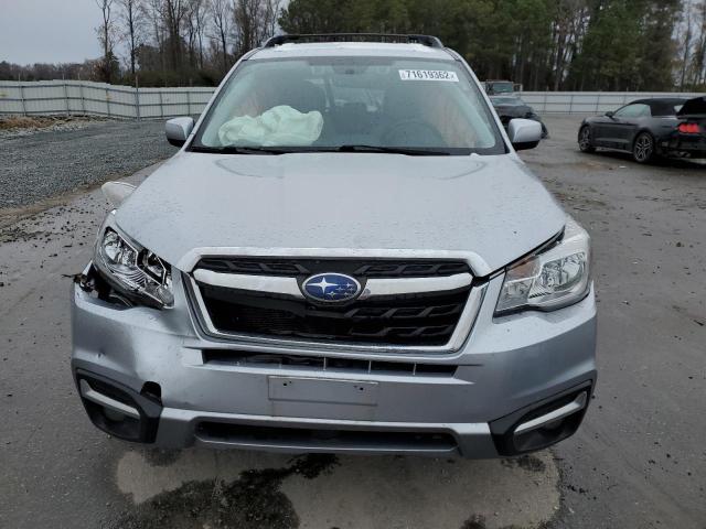 Photo 4 VIN: JF2SJAGC8JH550708 - SUBARU FORESTER 2 