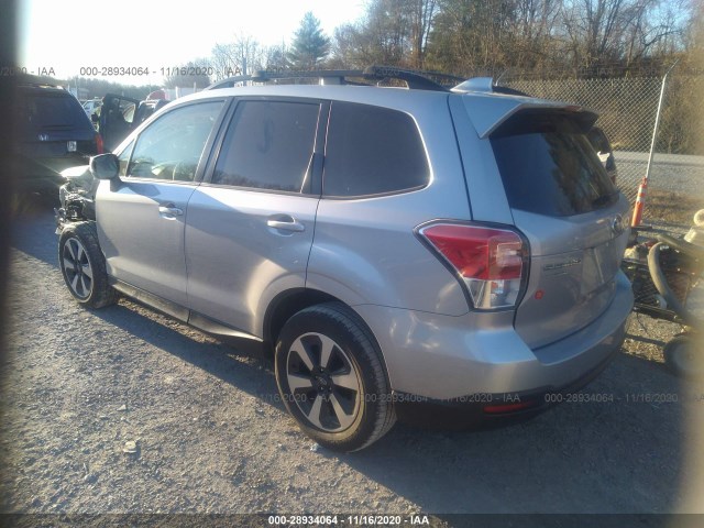 Photo 2 VIN: JF2SJAGC8JH553740 - SUBARU FORESTER 