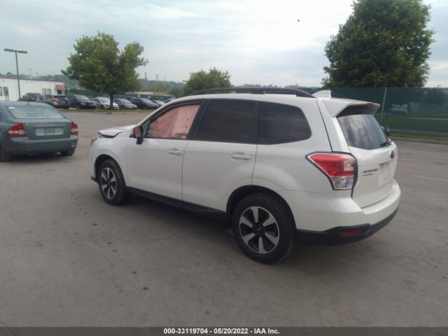 Photo 2 VIN: JF2SJAGC8JH602161 - SUBARU FORESTER 