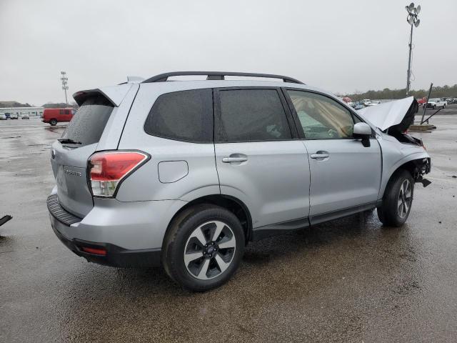 Photo 2 VIN: JF2SJAGC9JH471113 - SUBARU FORESTER 2 