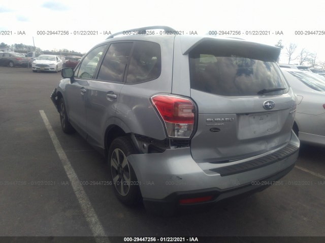 Photo 2 VIN: JF2SJAGC9JH511867 - SUBARU FORESTER 