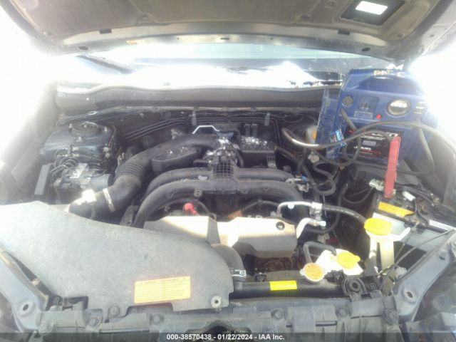 Photo 9 VIN: JF2SJAGC9JH546568 - SUBARU FORESTER 