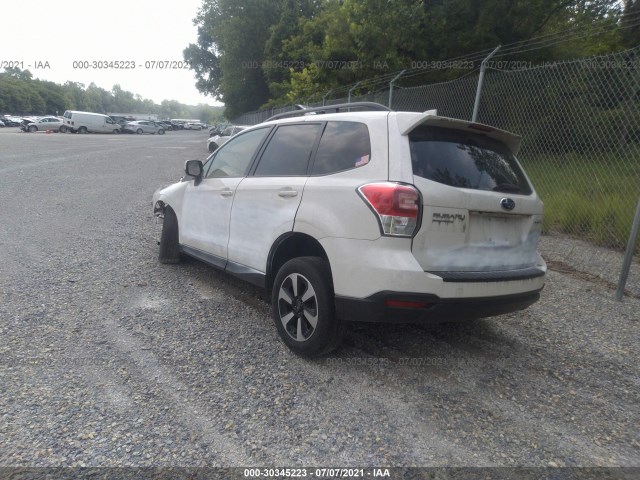 Photo 2 VIN: JF2SJAGC9JH558249 - SUBARU FORESTER 