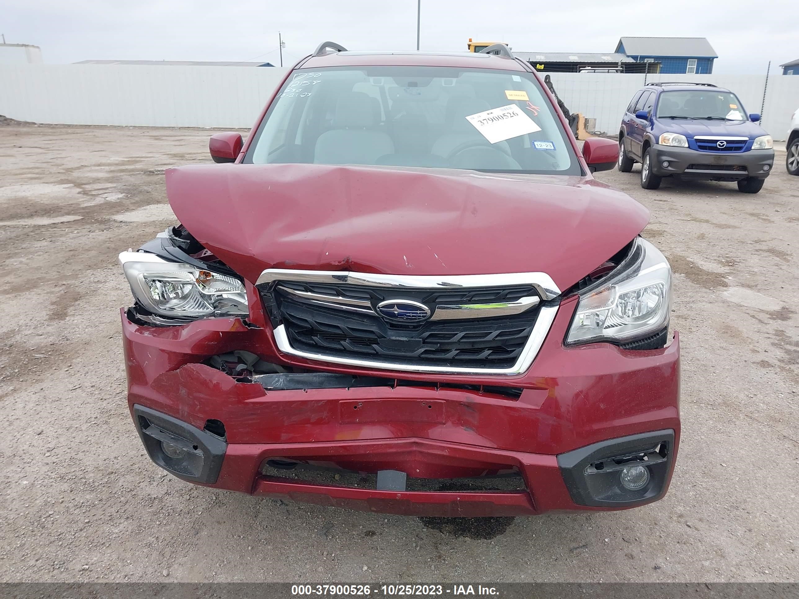 Photo 11 VIN: JF2SJAGCXHH500435 - SUBARU FORESTER 