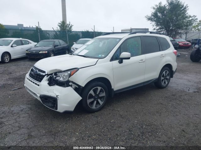 Photo 1 VIN: JF2SJAGCXJH507682 - SUBARU FORESTER 