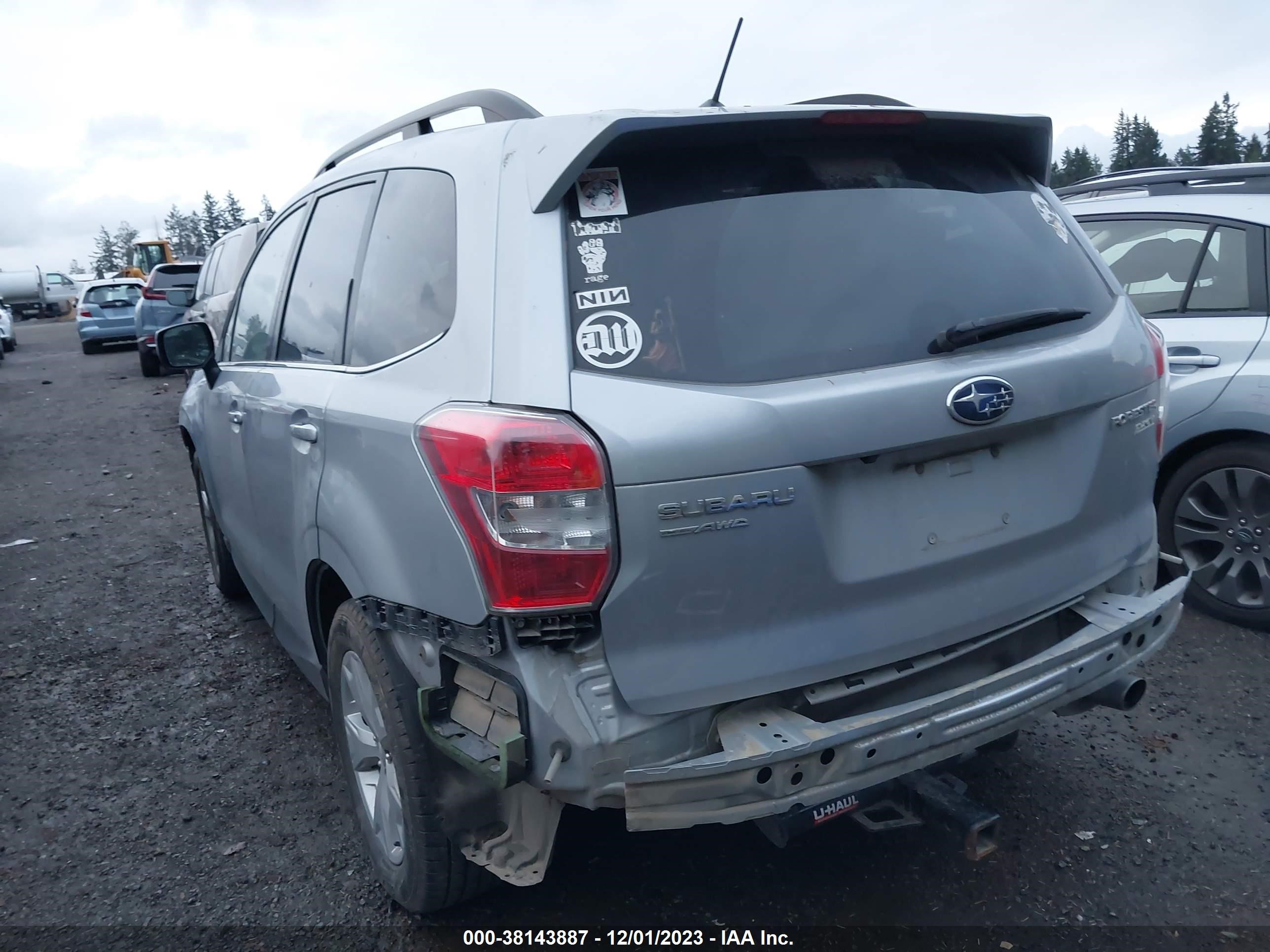 Photo 2 VIN: JF2SJAHC9FH551212 - SUBARU FORESTER 