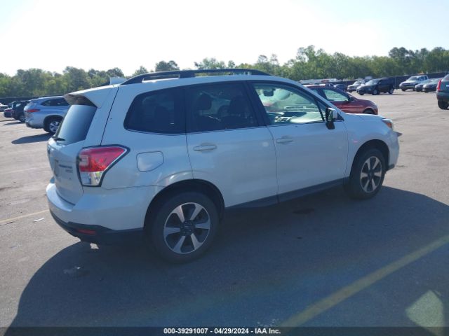 Photo 3 VIN: JF2SJAJC1HH573699 - SUBARU FORESTER 