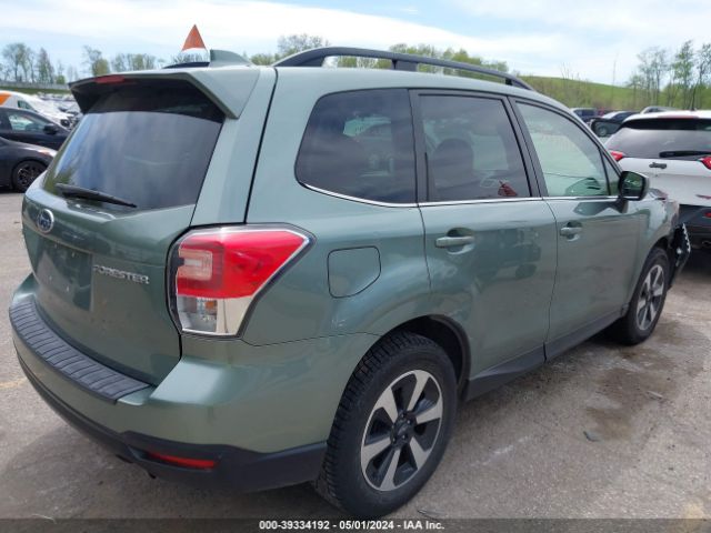 Photo 3 VIN: JF2SJAJC2JH522220 - SUBARU FORESTER 