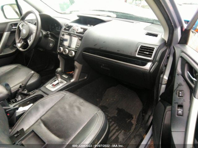 Photo 4 VIN: JF2SJAJC6HH560057 - SUBARU FORESTER 