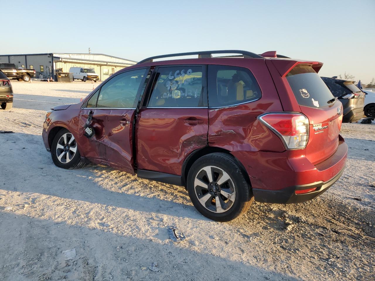 Photo 1 VIN: JF2SJAJC7JH429838 - SUBARU FORESTER 