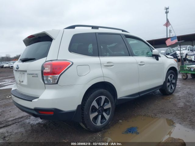 Photo 3 VIN: JF2SJAJC7JH591453 - SUBARU FORESTER 