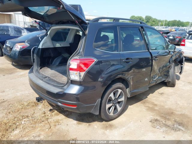 Photo 3 VIN: JF2SJAJC7JH597723 - SUBARU FORESTER 