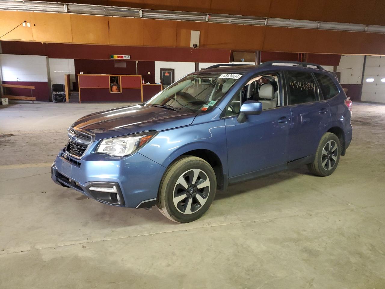 Photo 0 VIN: JF2SJAJC8JH488638 - SUBARU FORESTER 