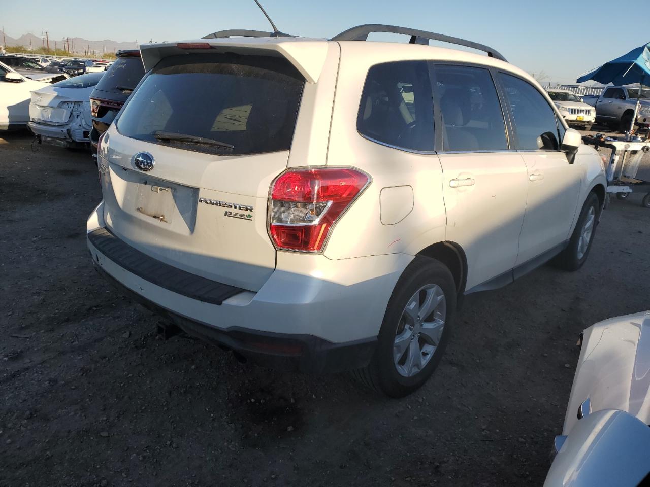 Photo 2 VIN: JF2SJAKC1FH453090 - SUBARU FORESTER 