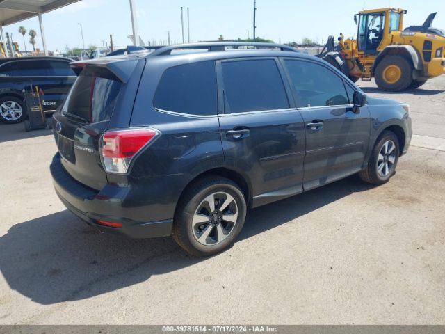 Photo 3 VIN: JF2SJALC7JH463405 - SUBARU FORESTER 