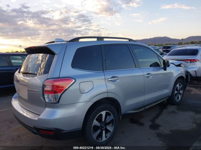 Photo 3 VIN: JF2SJALC8HH494334 - SUBARU FORESTER 