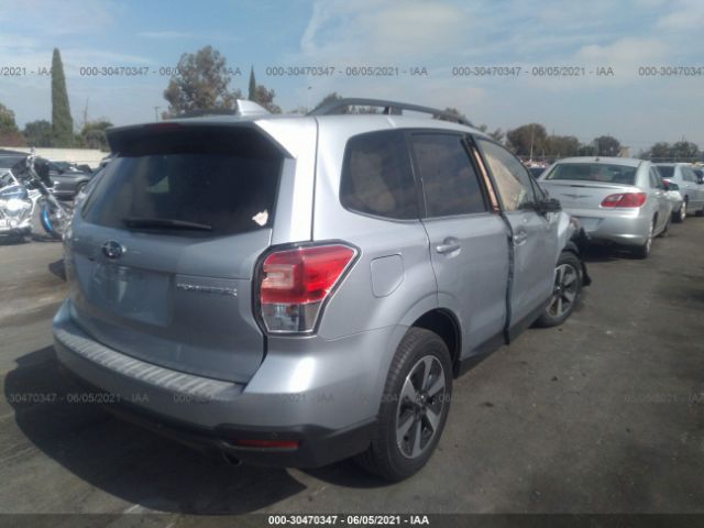 Photo 3 VIN: JF2SJARC1JH436031 - SUBARU FORESTER 