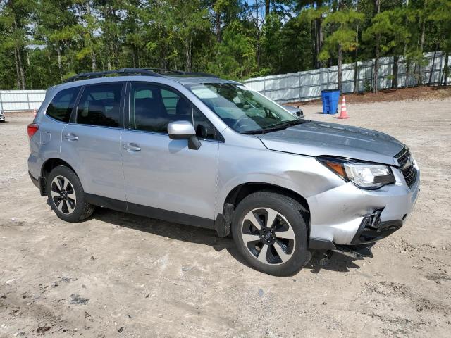 Photo 3 VIN: JF2SJARC3JH425841 - SUBARU FORESTER 2 