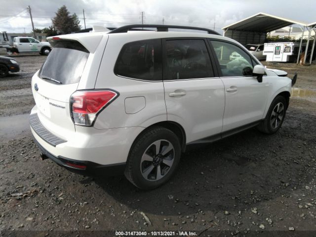 Photo 3 VIN: JF2SJARC3JH527351 - SUBARU FORESTER 