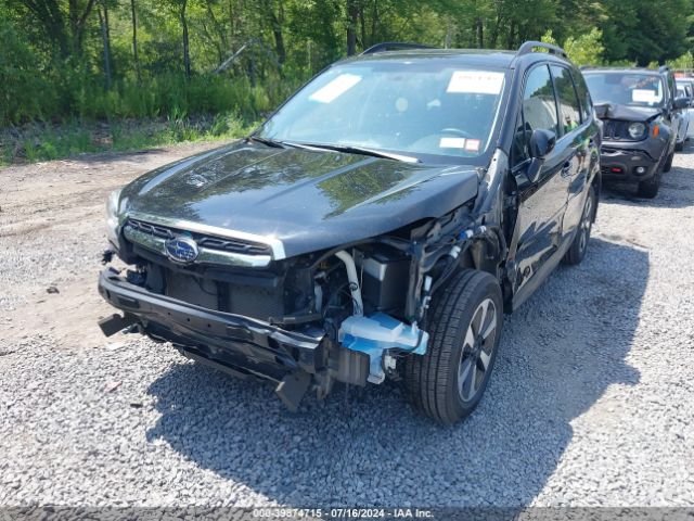 Photo 5 VIN: JF2SJARC3JH601349 - SUBARU FORESTER 