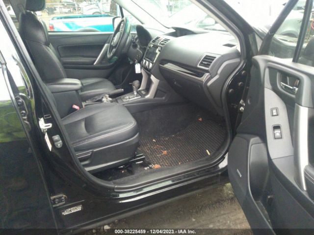 Photo 4 VIN: JF2SJARC4HH541088 - SUBARU FORESTER 