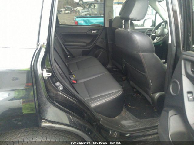 Photo 7 VIN: JF2SJARC4HH541088 - SUBARU FORESTER 