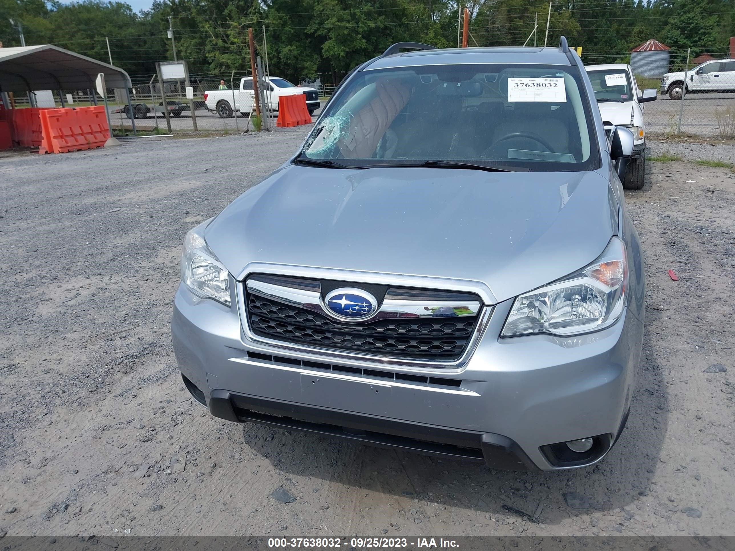 Photo 11 VIN: JF2SJARC6FH517873 - SUBARU FORESTER 