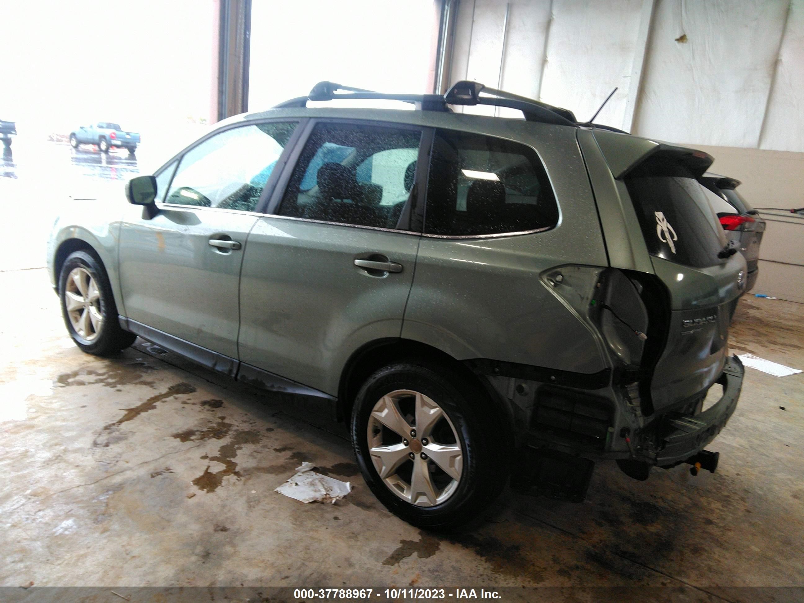 Photo 2 VIN: JF2SJARC9FH436348 - SUBARU FORESTER 