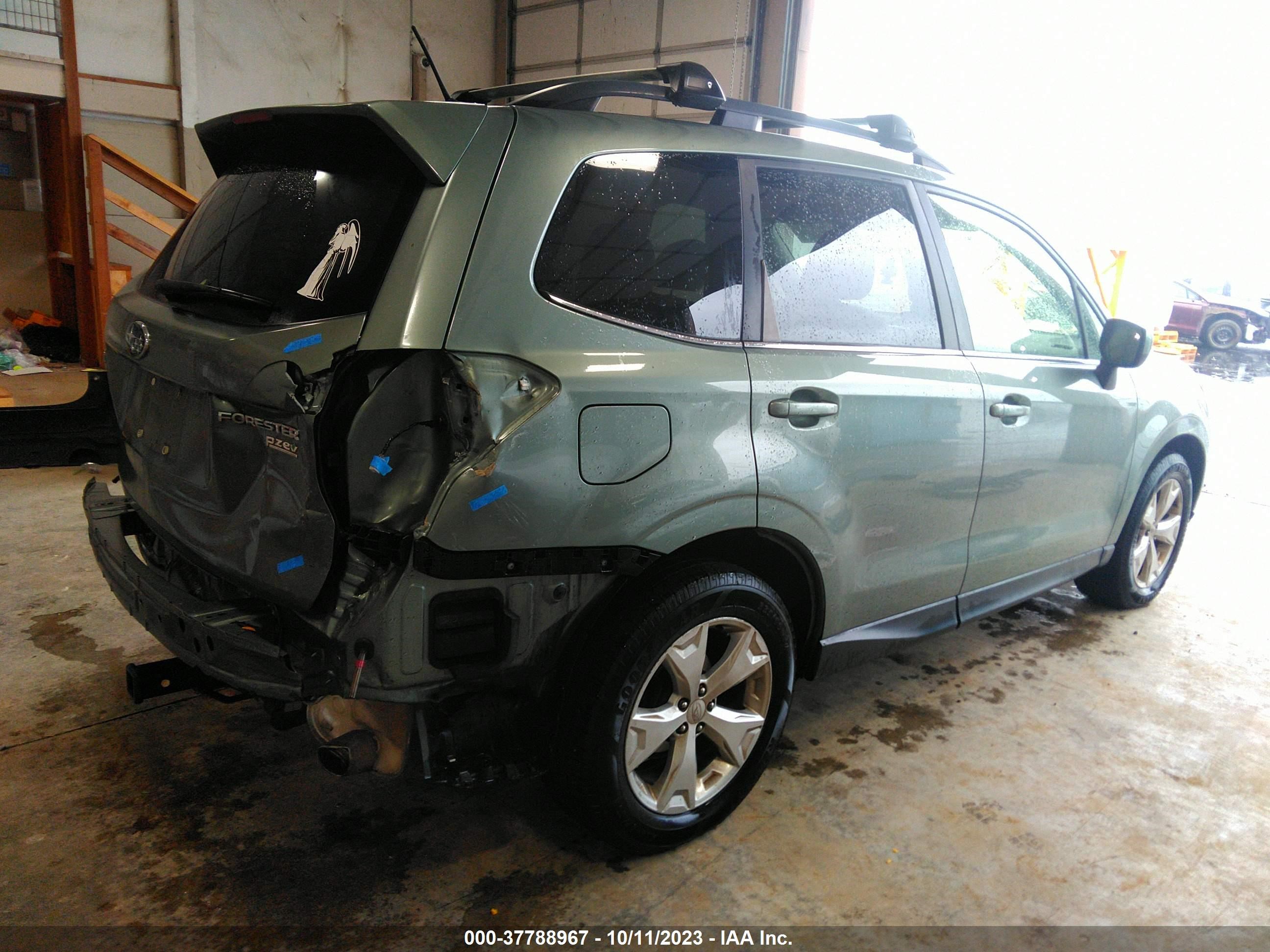 Photo 3 VIN: JF2SJARC9FH436348 - SUBARU FORESTER 