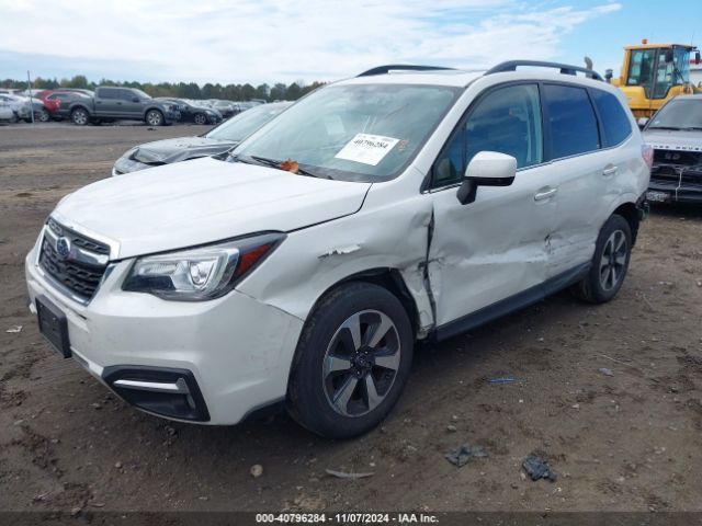 Photo 1 VIN: JF2SJARC9JH417422 - SUBARU FORESTER 