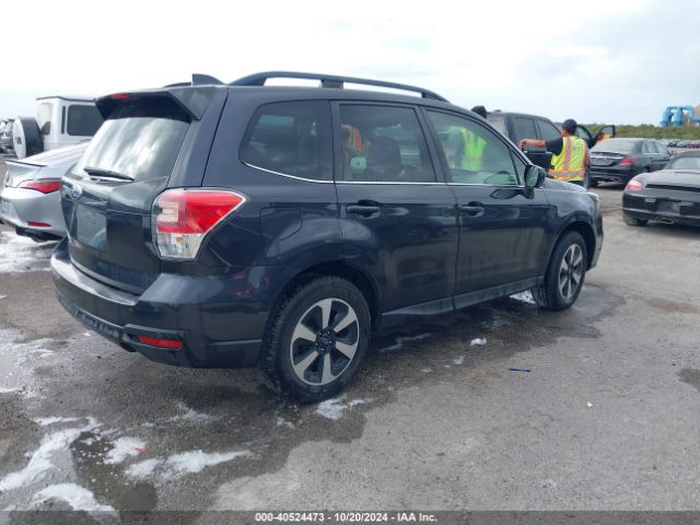 Photo 3 VIN: JF2SJARC9JH421356 - SUBARU FORESTER 