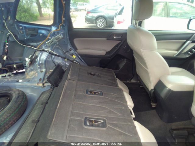 Photo 7 VIN: JF2SJARC9JH463834 - SUBARU FORESTER 