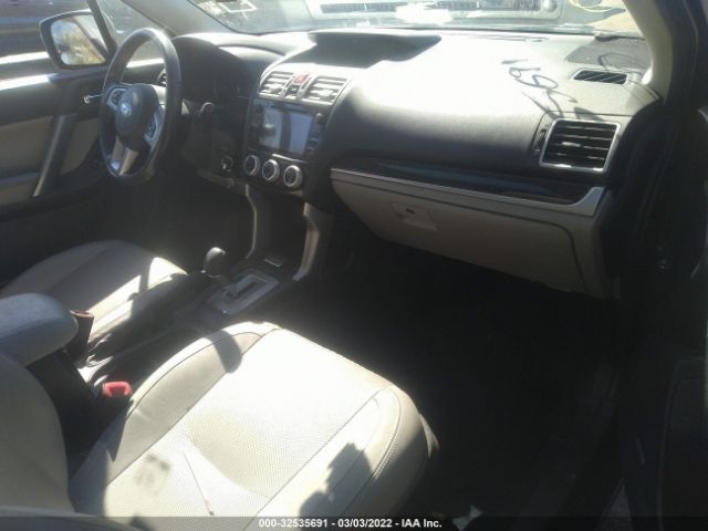 Photo 4 VIN: JF2SJARC9JH484859 - SUBARU FORESTER 