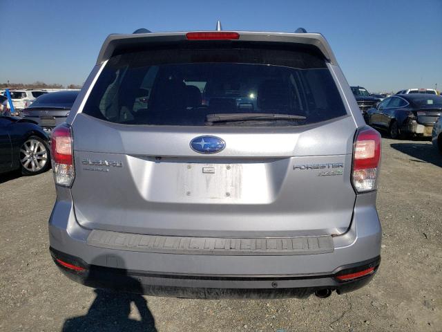 Photo 5 VIN: JF2SJARCXHH588528 - SUBARU FORESTER 