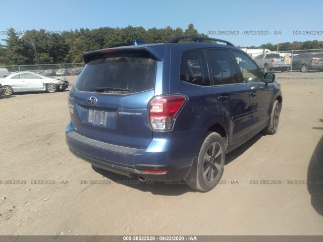 Photo 3 VIN: JF2SJARCXJH520526 - SUBARU FORESTER 