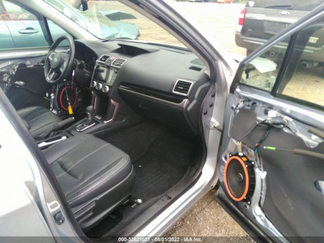 Photo 4 VIN: JF2SJATCXHH536874 - SUBARU FORESTER 